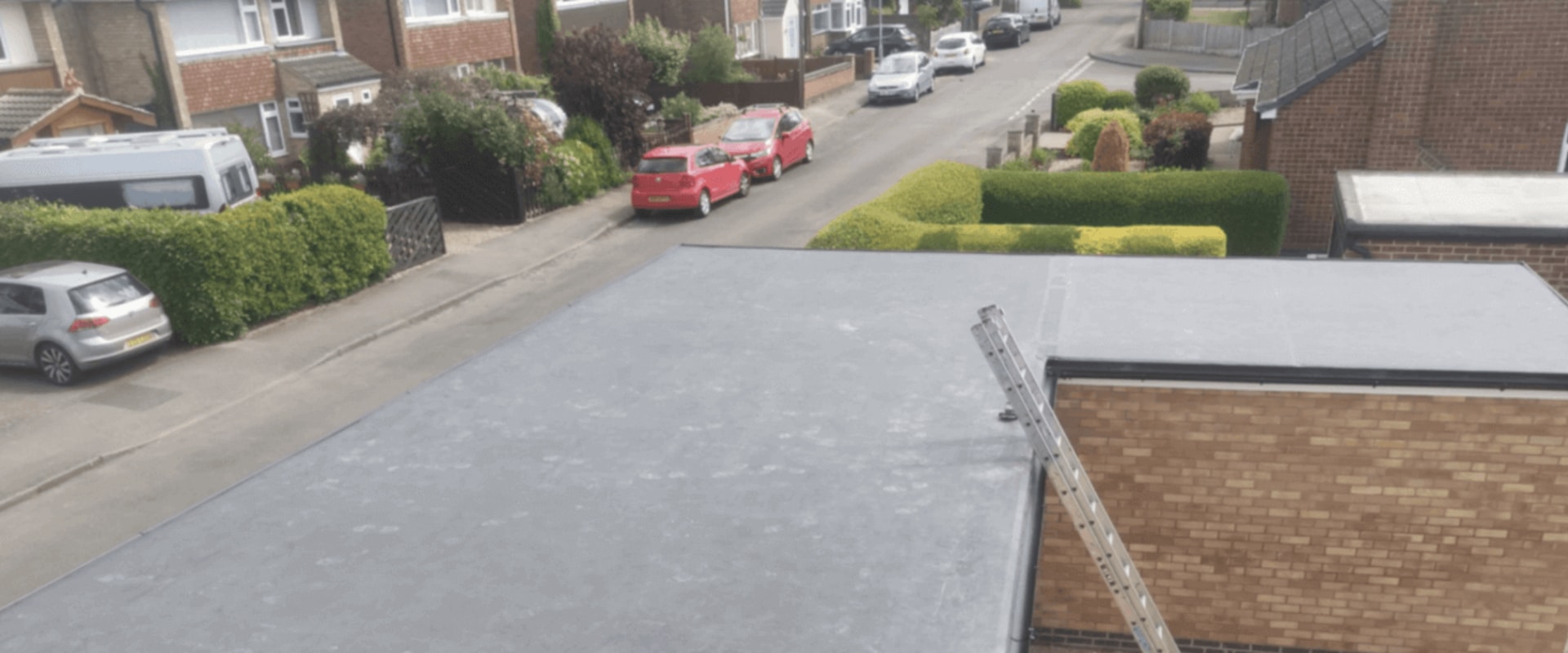 A Comprehensive Look at Flat Roofs for Roofing Services and Construction Projects